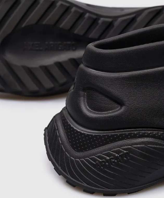 Axel Arigato Black Pyro Runner sneakers with logo