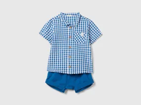 Conjunto de camisa y pantalón corto