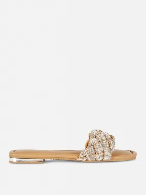 Sandalias trenzadas con strass