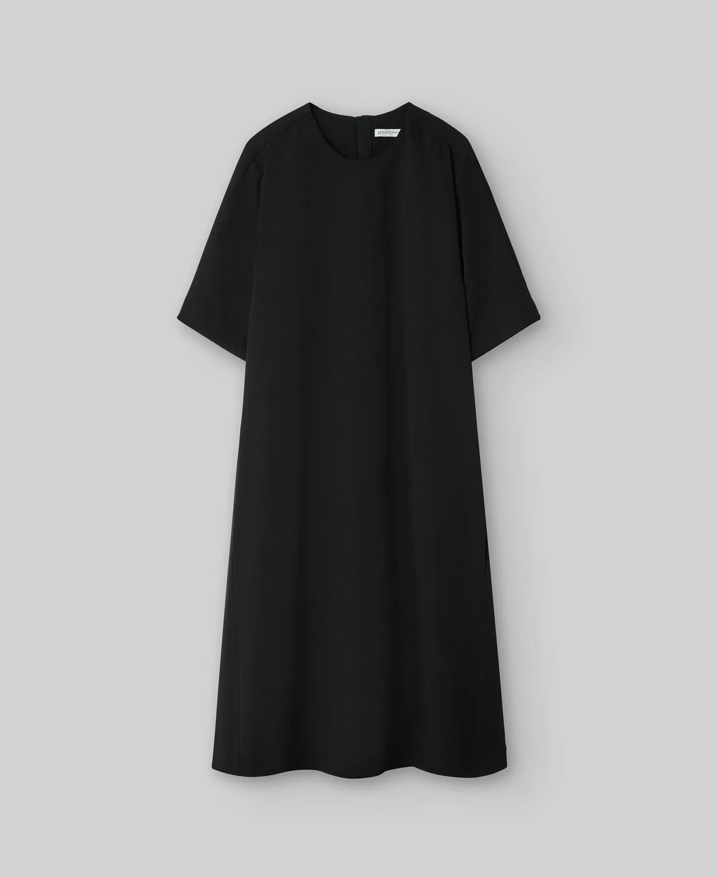 Vestido amplio negro mujer
